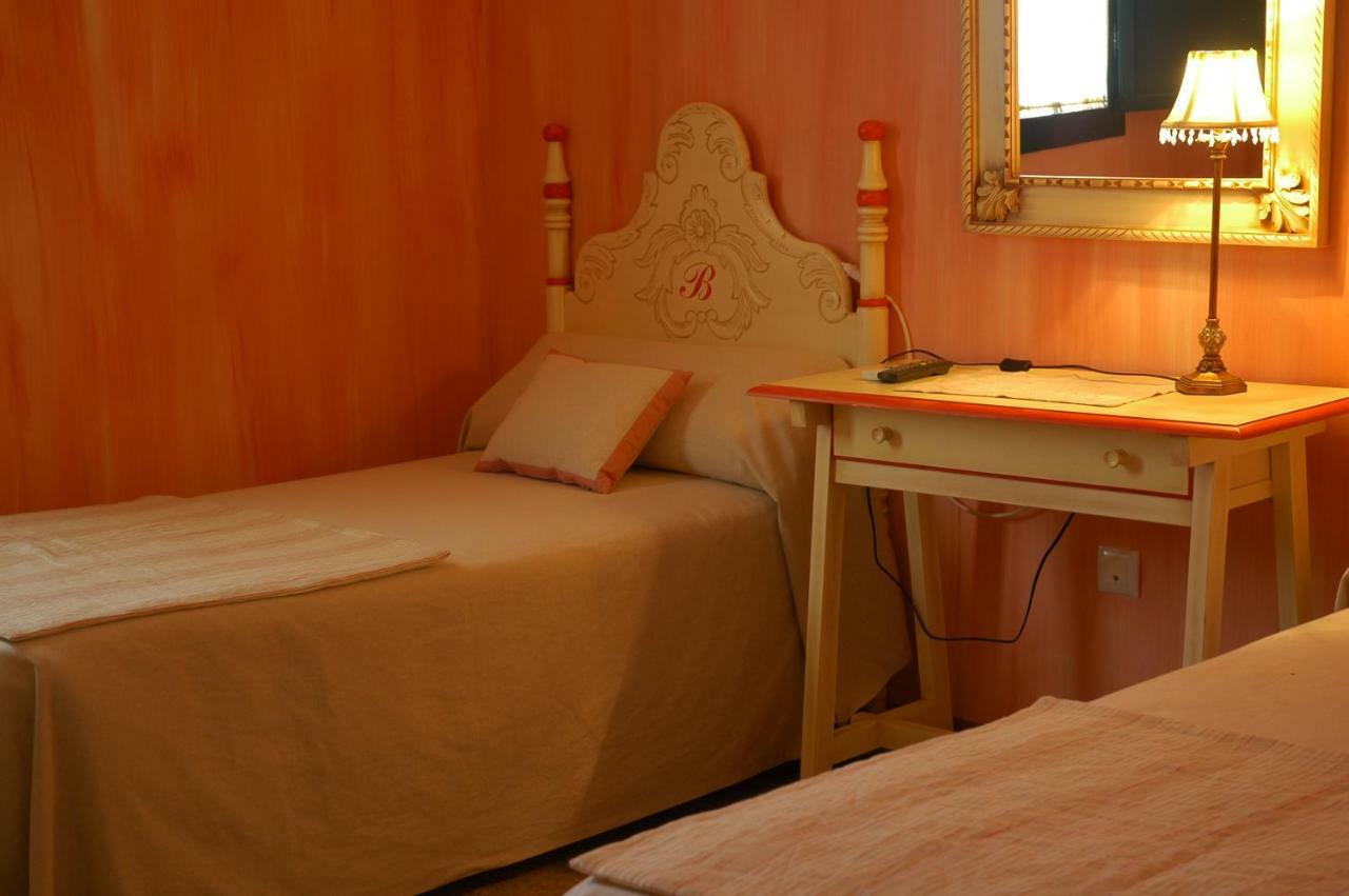 Molino La Boticaria Hotell Marchena  Eksteriør bilde